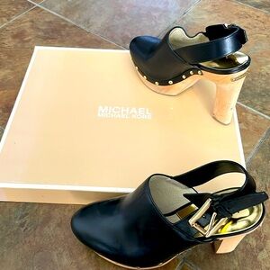 Clogs nib Michael Kors 7 1/2 black leather and wood